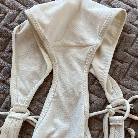 NWOT - American Eagle bikini bottoms. Size Medium. - Picture 7 of 9